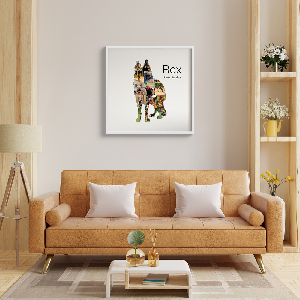 Fotocollage als Schäferhund-Silhouette mit Namen, im weißen Rahmen über dem ockerfarbenen Sofa